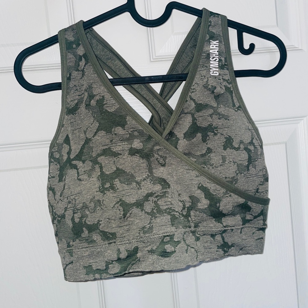 Gymshark Adapt Camo Seamless Sports Bra in Green